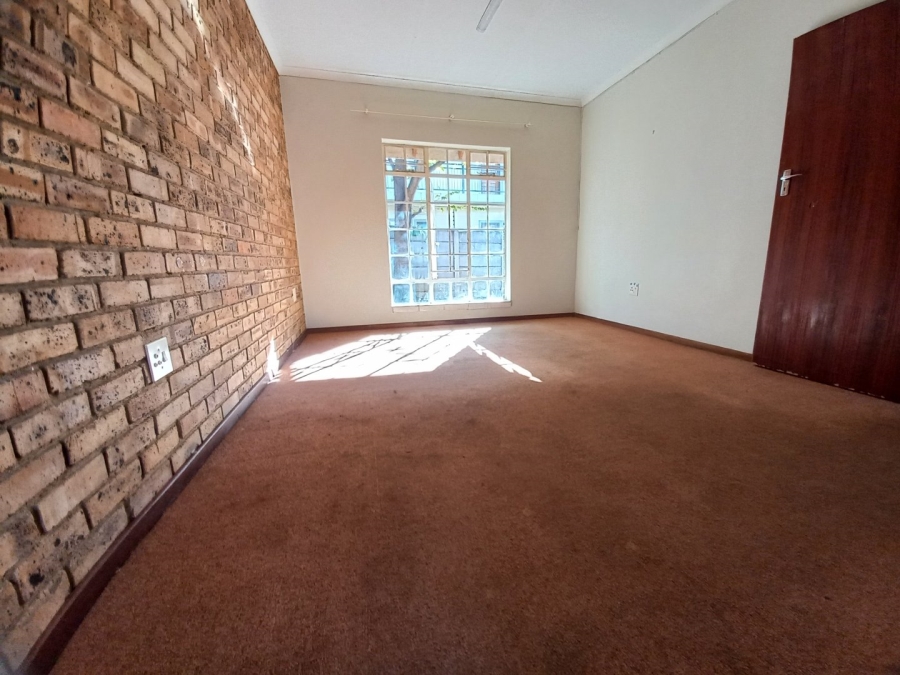 3 Bedroom Property for Sale in Bult South North West
